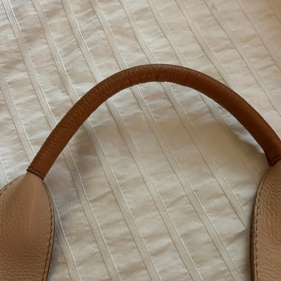 EUC Lucky brand blush leather bucket bag - Picture 5 of 6